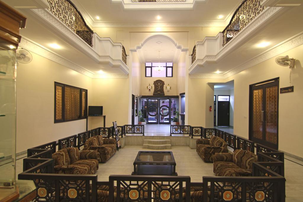 Le Grand Hotel Haridwar Exterior photo